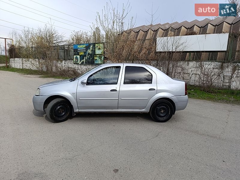 Седан Dacia Logan 2007 в Днепре