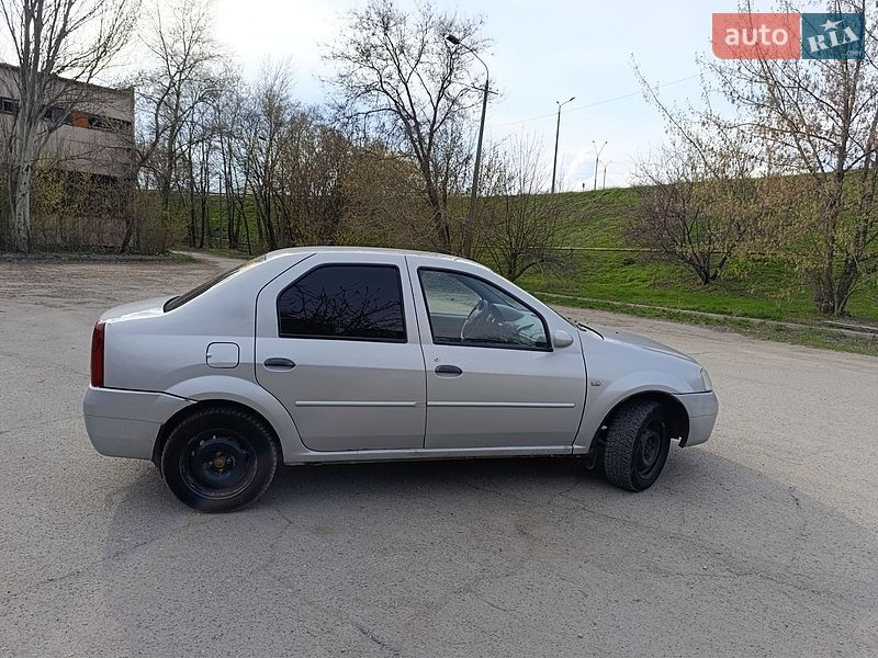 Седан Dacia Logan 2007 в Днепре