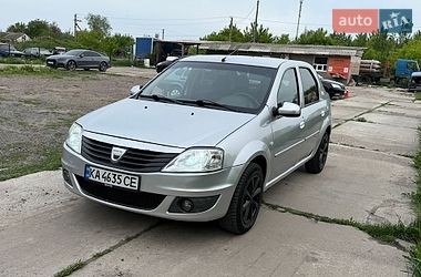 Седан Dacia Logan 2008 в Золотоноші