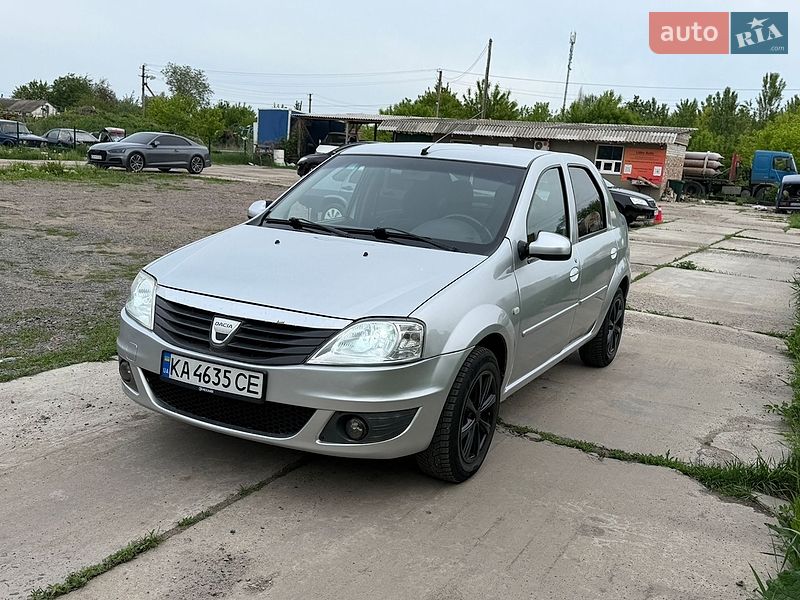 Седан Dacia Logan 2008 в Золотоноші