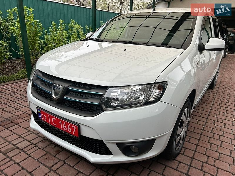 Седан Dacia Logan 2015 в Белой Церкви