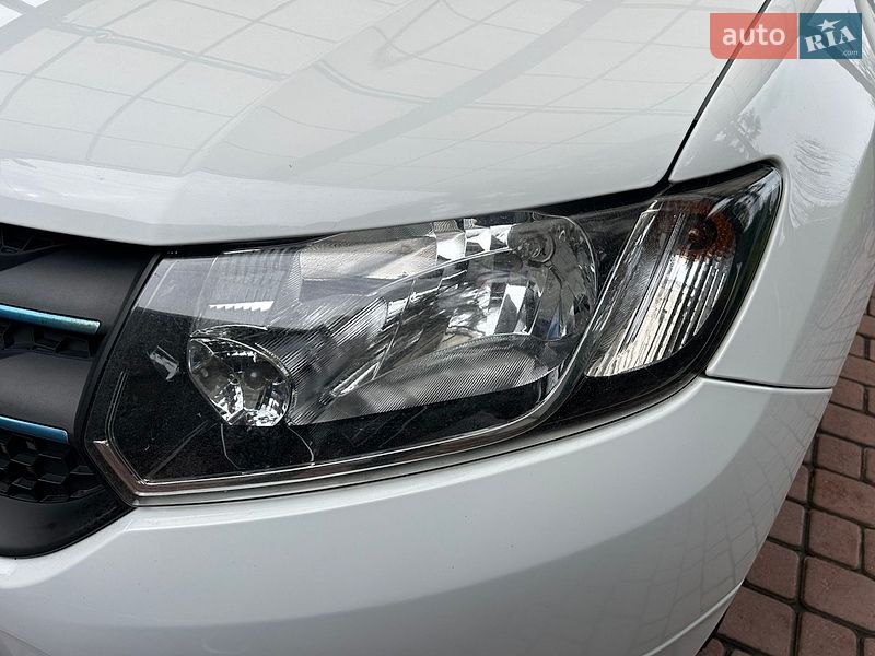 Седан Dacia Logan 2015 в Белой Церкви