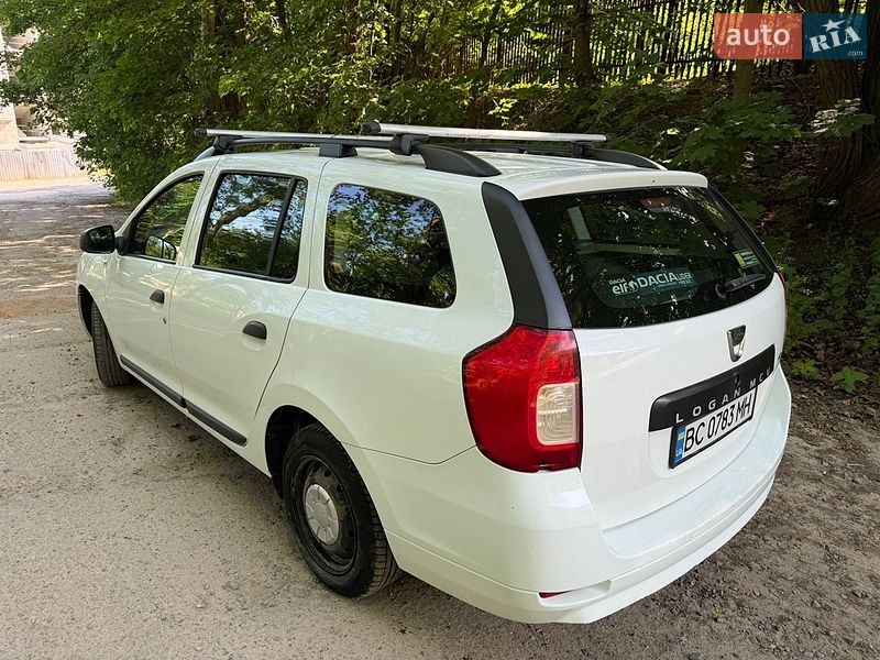 Седан Dacia Logan 2014 в Львове