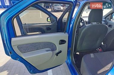 Седан Dacia Logan 2006 в Виннице