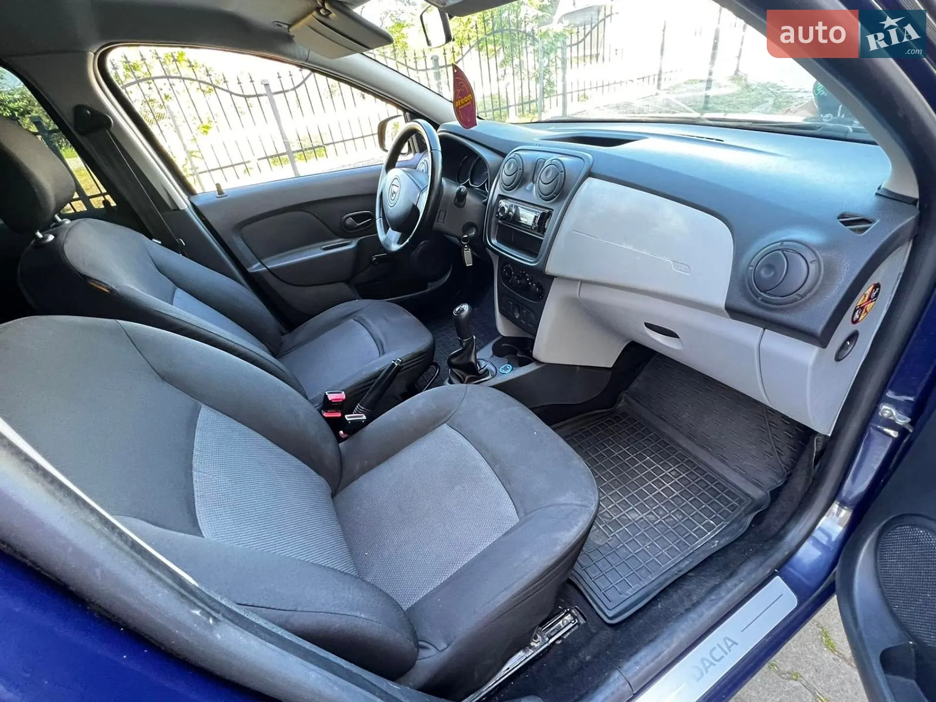 2013 Dacia Logan - мініатюра 10