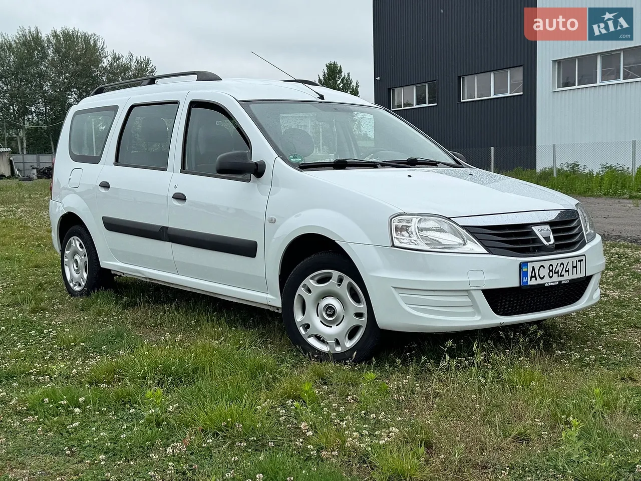 2010 Dacia Logan - мініатюра 27