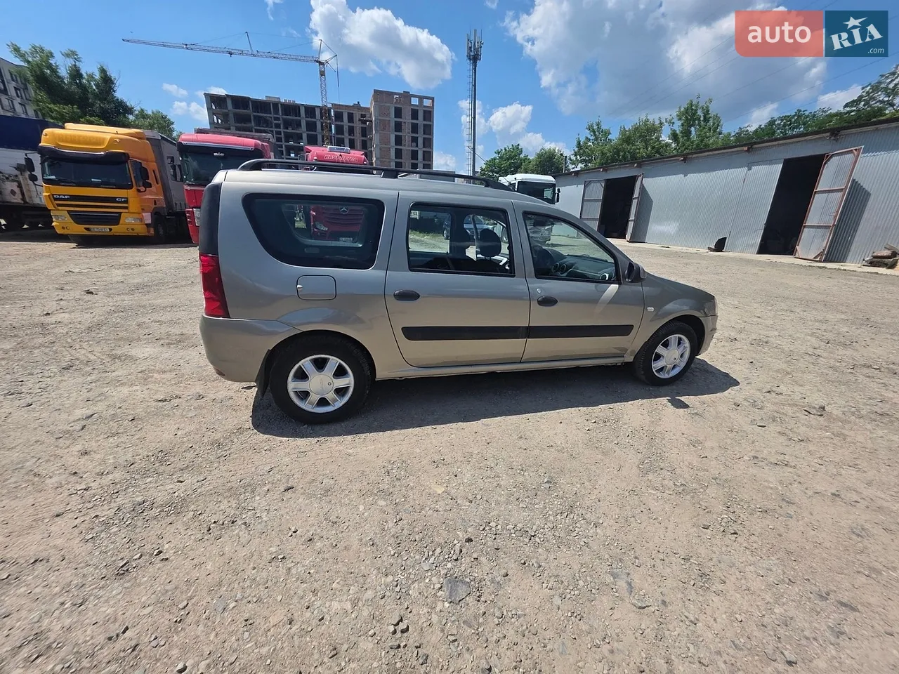 2011 Dacia Logan - мініатюра 16