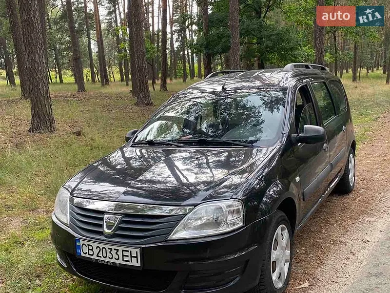 Dacia Logan 2011
