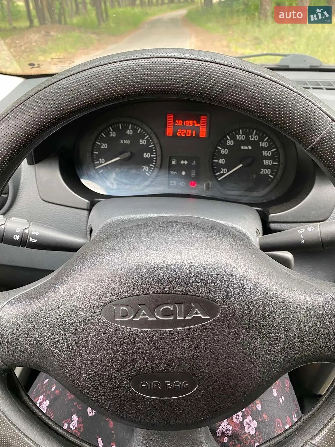 2011 Dacia Logan - мініатюра 11