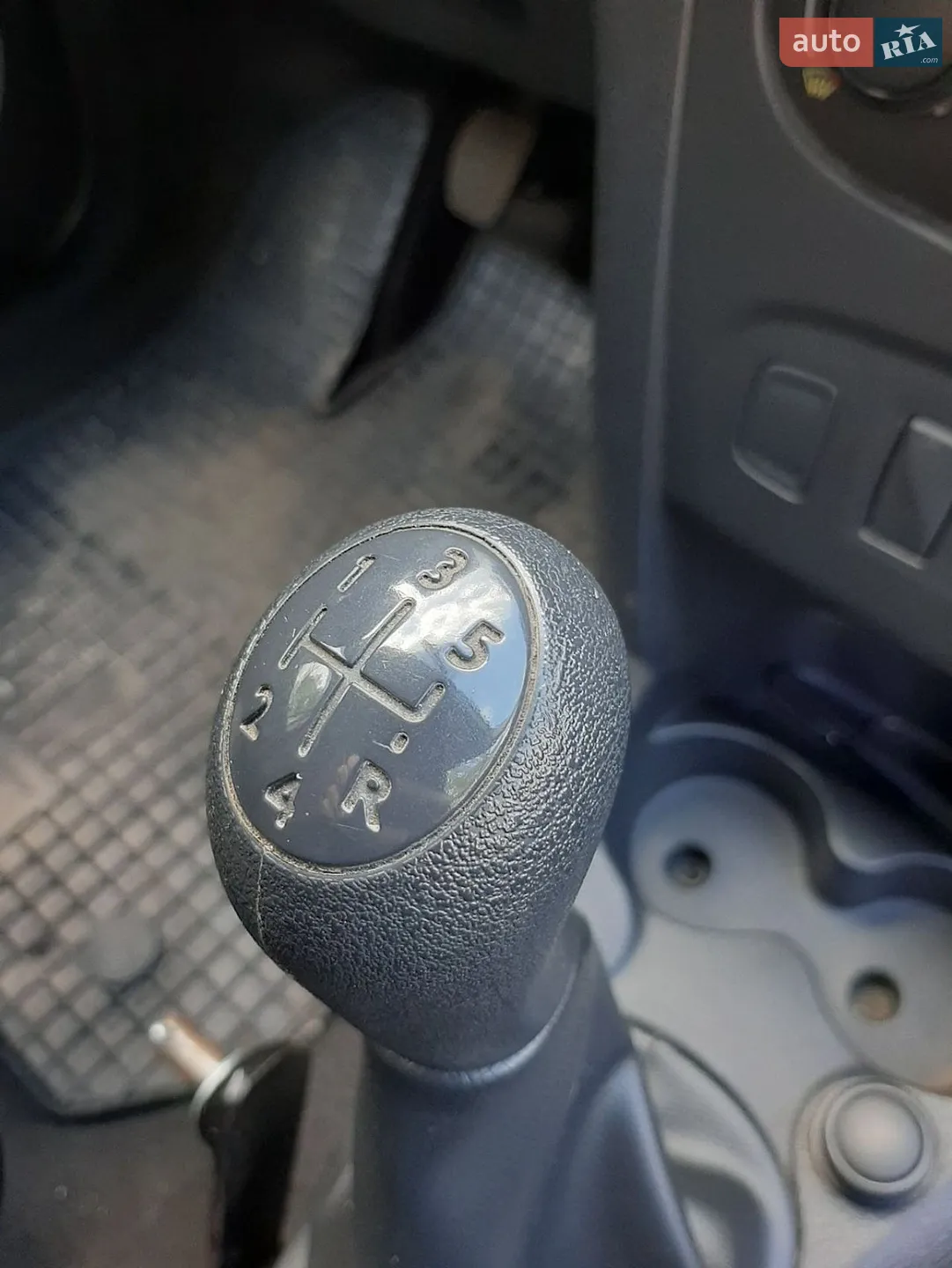 2016 Dacia Logan - мініатюра 15