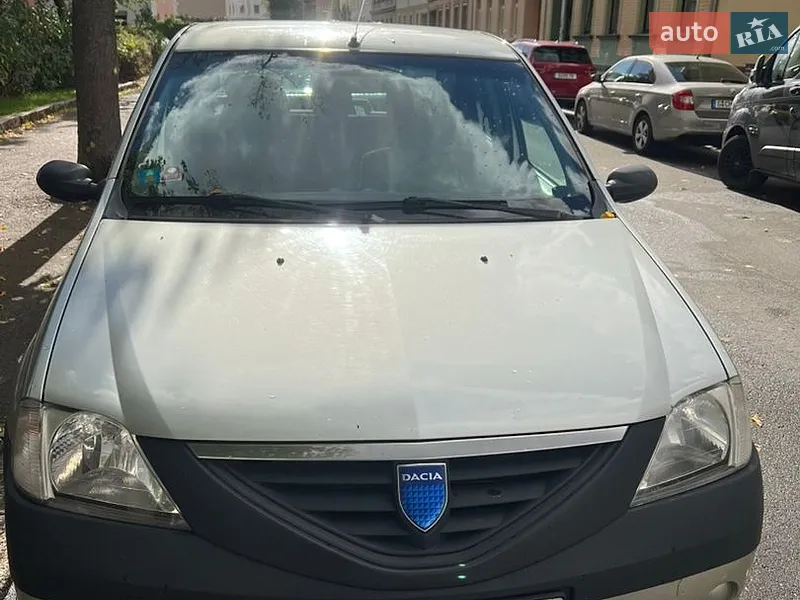 Dacia Logan 2005