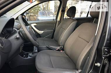 Позашляховик / Кросовер Dacia Sandero StepWay 2010 в 