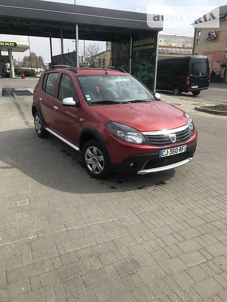 Хетчбек Dacia Sandero StepWay 2012 в Дубні фото Хетчбек Dacia Sandero StepWay 2012 в Дубні
