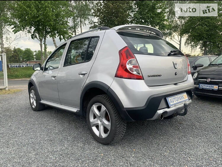 Renault sandero stepway 2010