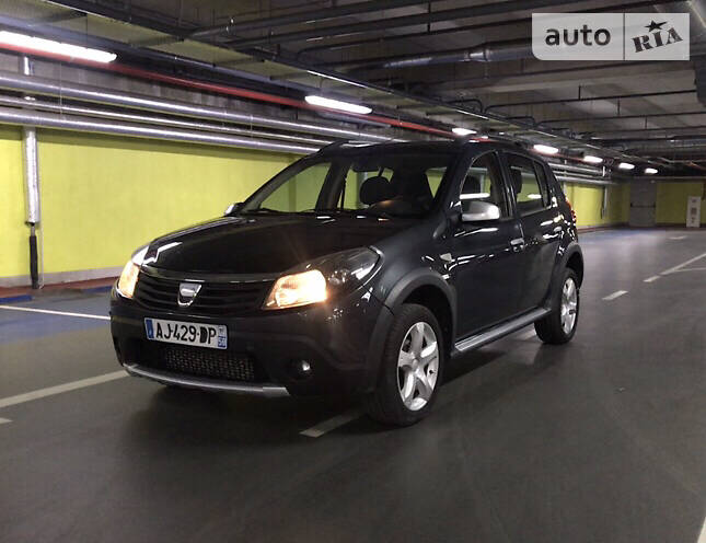 Хэтчбек Dacia Sandero StepWay 2010 в Луцке