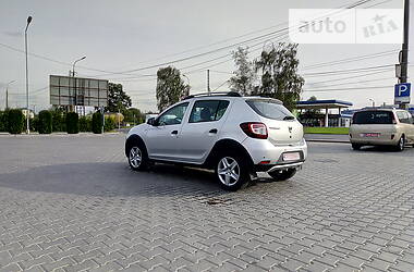 Внедорожник / Кроссовер Dacia Sandero StepWay 2015 в Луцке