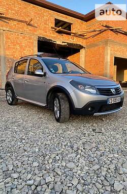 Dacia Sandero StepWay 2012