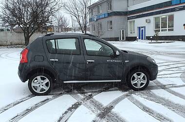 Хетчбек Dacia Sandero StepWay 2010 в Сумах