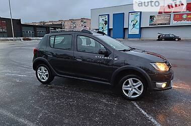 Хэтчбек Dacia Sandero StepWay 2013 в Ковеле