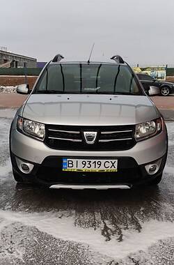 Хэтчбек Dacia Sandero StepWay 2013 в Полтаве