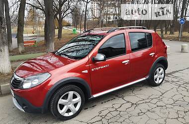 Хэтчбек Dacia Sandero StepWay 2010 в Ивано-Франковске