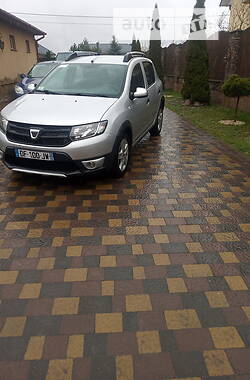 Хэтчбек Dacia Sandero StepWay 2014 в Ковеле