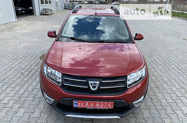 Хэтчбек Dacia Sandero StepWay 2014 в Луцке