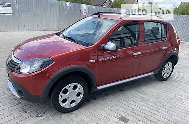 Хетчбек Dacia Sandero StepWay 2010 в Шепетівці