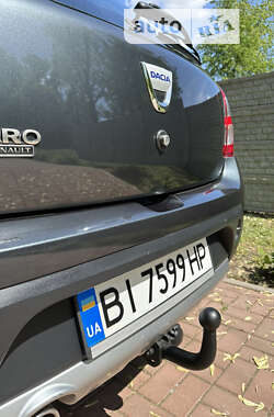 Позашляховик / Кросовер Dacia Sandero StepWay 2011 в Хоролі