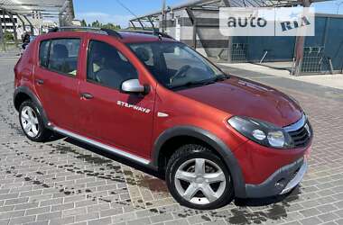 Внедорожник / Кроссовер Dacia Sandero StepWay 2010 в Луцке