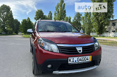 Внедорожник / Кроссовер Dacia Sandero StepWay 2011 в Умани