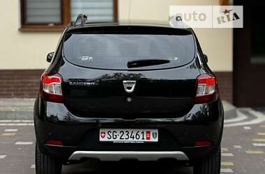 Позашляховик / Кросовер Dacia Sandero StepWay 2015 в Трускавці