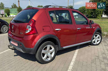 Внедорожник / Кроссовер Dacia Sandero StepWay 2011 в 