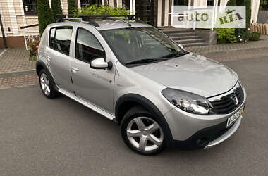 Dacia Sandero StepWay 2012