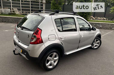 Внедорожник / Кроссовер Dacia Sandero StepWay 2012 в Виннице