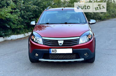 Внедорожник / Кроссовер Dacia Sandero StepWay 2012 в Виннице