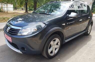 Внедорожник / Кроссовер Dacia Sandero StepWay 2011 в Чернигове