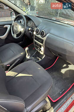Внедорожник / Кроссовер Dacia Sandero StepWay 2011 в 