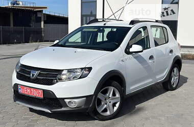 Внедорожник / Кроссовер Dacia Sandero StepWay 2015 в Луцке