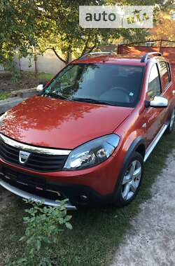 Внедорожник / Кроссовер Dacia Sandero StepWay 2010 в Оржице