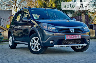 Внедорожник / Кроссовер Dacia Sandero StepWay 2011 в Шепетовке