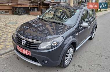 Dacia Sandero StepWay 2012