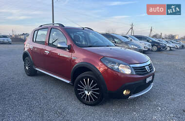 Dacia Sandero StepWay 2011