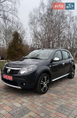 Позашляховик / Кросовер Dacia Sandero StepWay 2009 в Миргороді