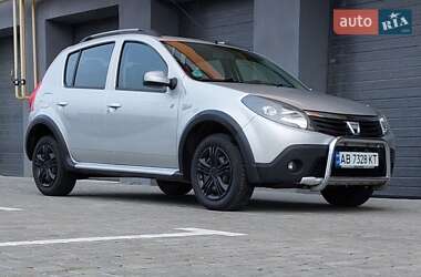 Внедорожник / Кроссовер Dacia Sandero StepWay 2011 в Виннице