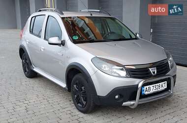 Dacia Sandero StepWay 2011