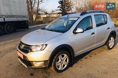 Внедорожник / Кроссовер Dacia Sandero StepWay 2014 в Ровно