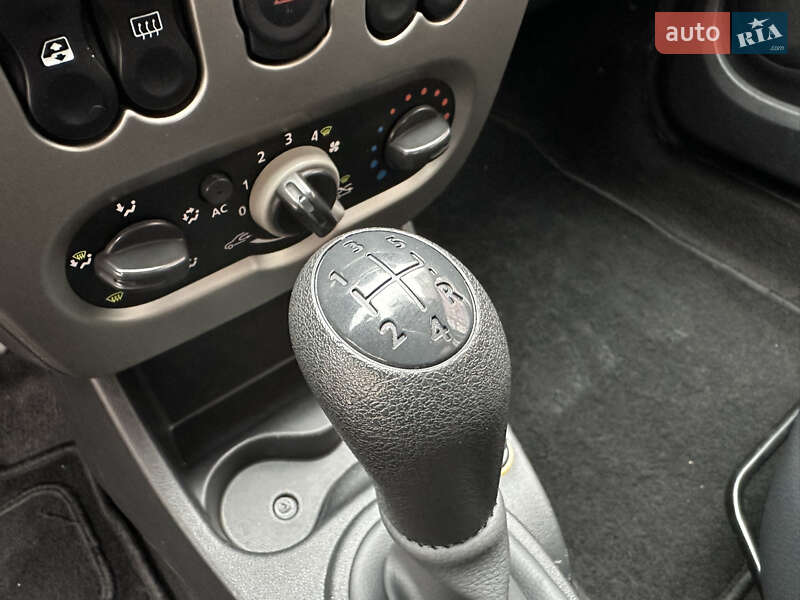 Внедорожник / Кроссовер Dacia Sandero StepWay 2011 в Тернополе