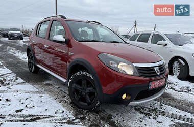 Позашляховик / Кросовер Dacia Sandero StepWay 2012 в Рівному