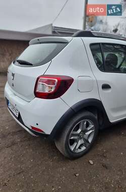 Позашляховик / Кросовер Dacia Sandero StepWay 2015 в Смілі